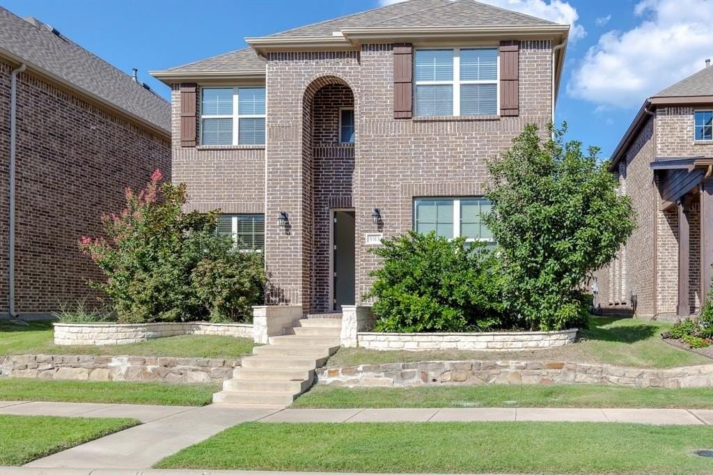 5313 Basham Ln - Photo 2 of 40