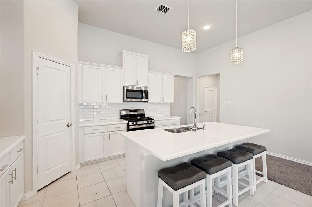 5490 Mourning Dove Dr - Photo 5 of 25