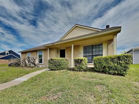 7621 Pebble Beach Dr - Photo 1 of 1