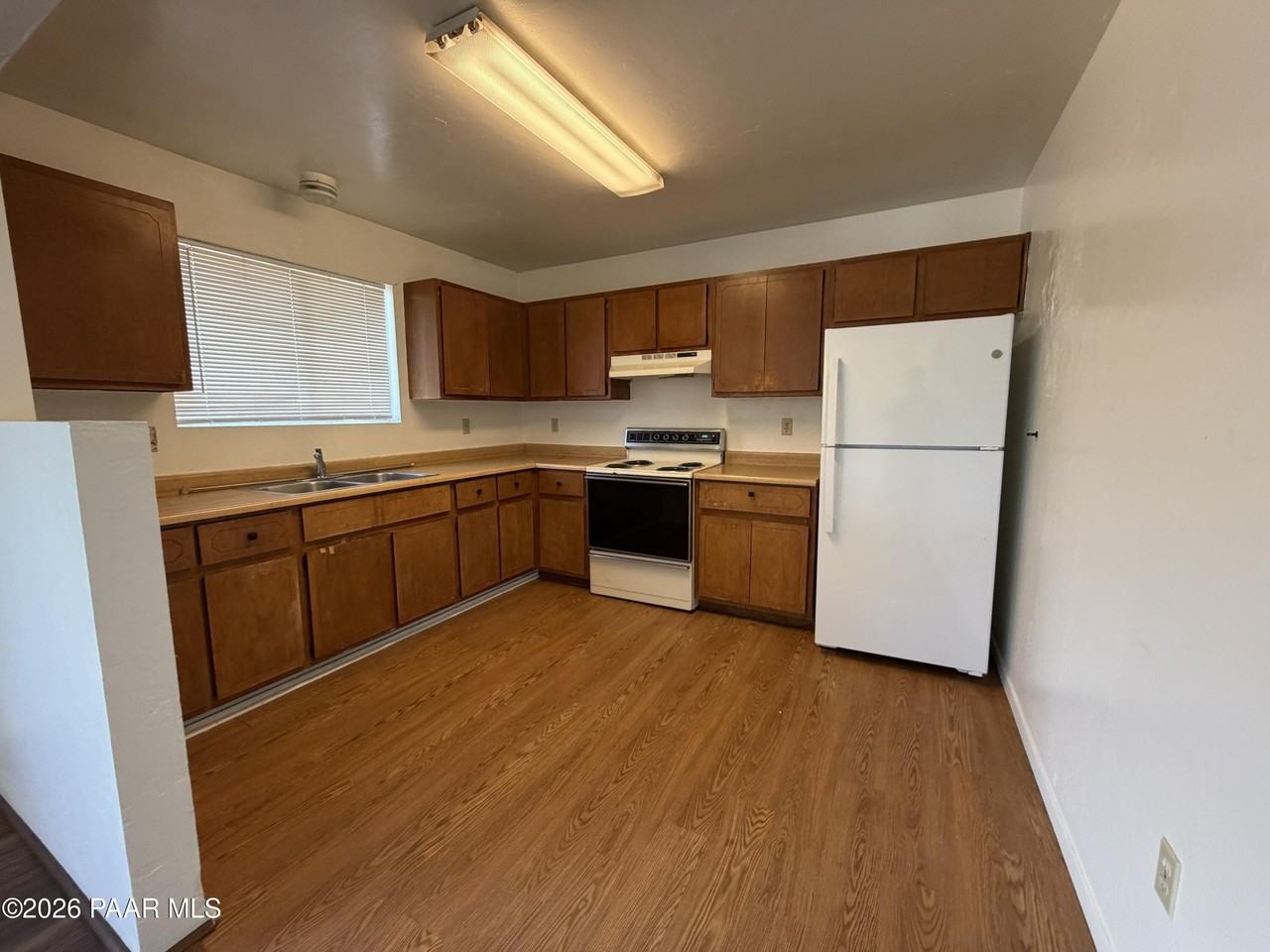 410 Madison Ave #3 - Photo 3 of 8