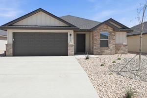 featured image of Country Club Dr