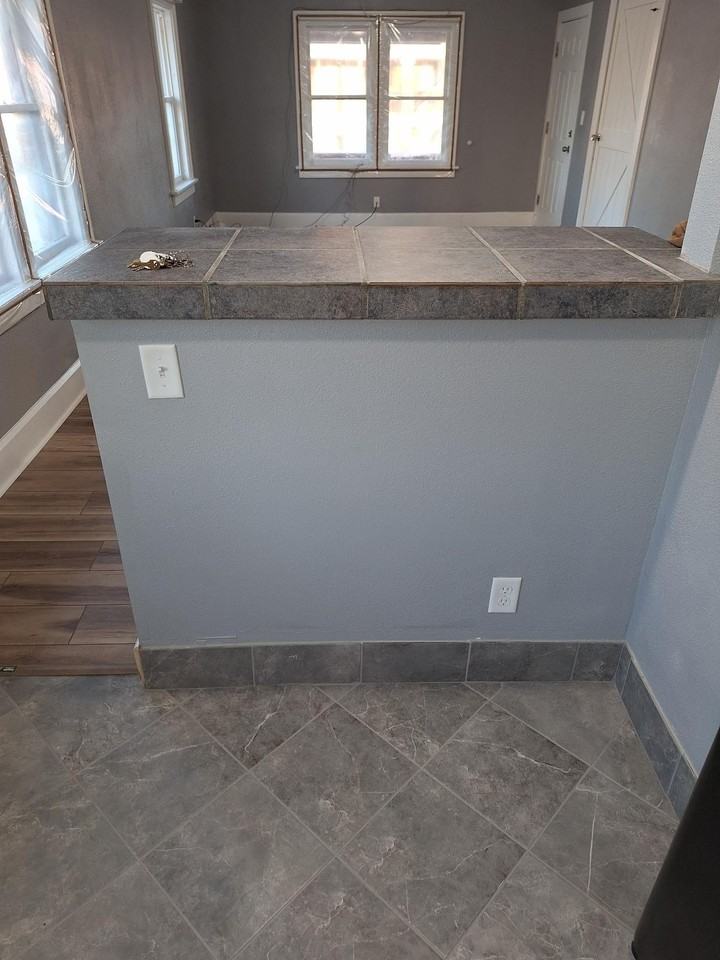 314 N Longwood St - Photo 3 of 9