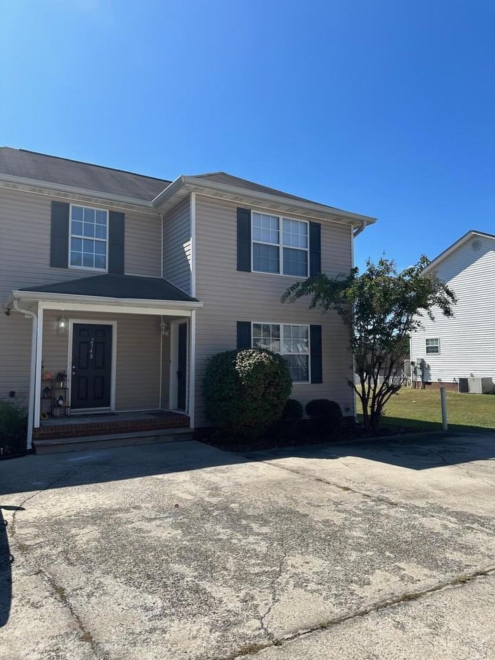 2346 Grovers Mill Ct Se - Photo 2 of 15