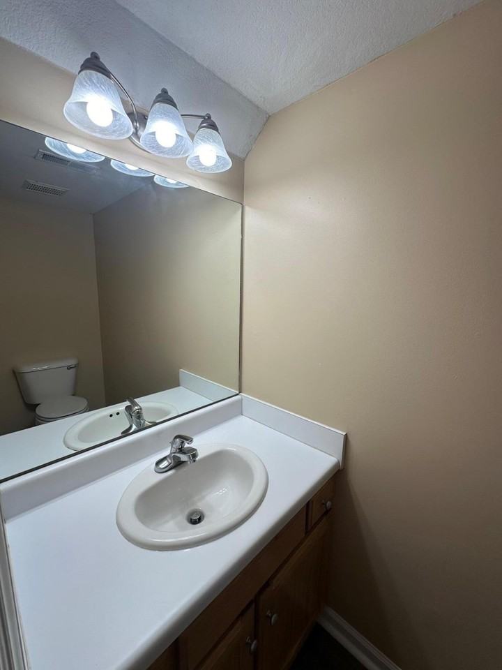 2346 Grovers Mill Ct Se - Photo 7 of 15