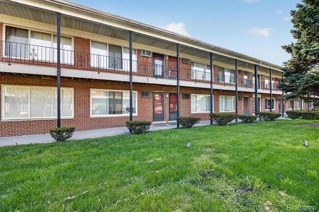 25301 5 Mile Rd #109 - Photo 2 of 22