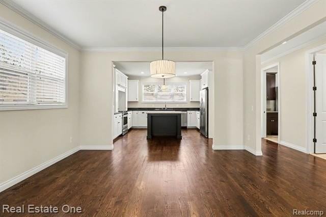 714 E University Ave - Photo 7 of 50