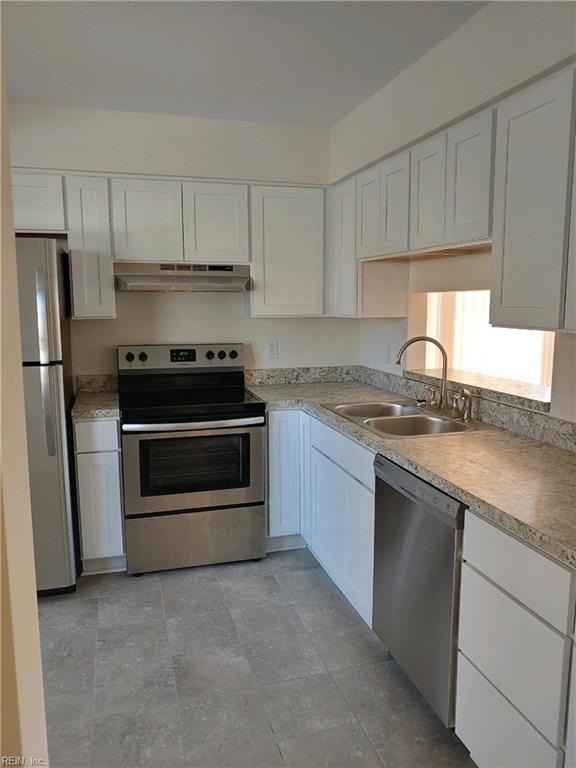 1149 Clear Springs Rd - Photo 2 of 11