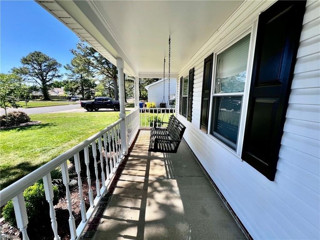 964 Wasserman Dr - Photo 3 of 32