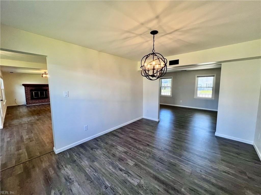 964 Wasserman Dr - Photo 5 of 32