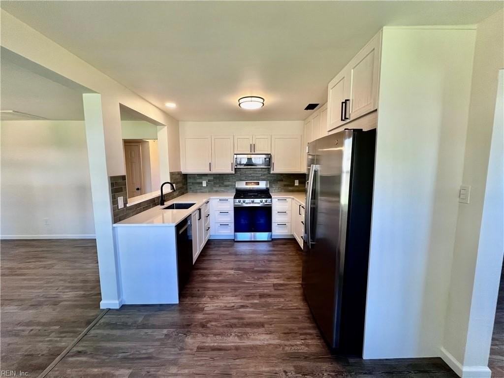 964 Wasserman Dr - Photo 7 of 32