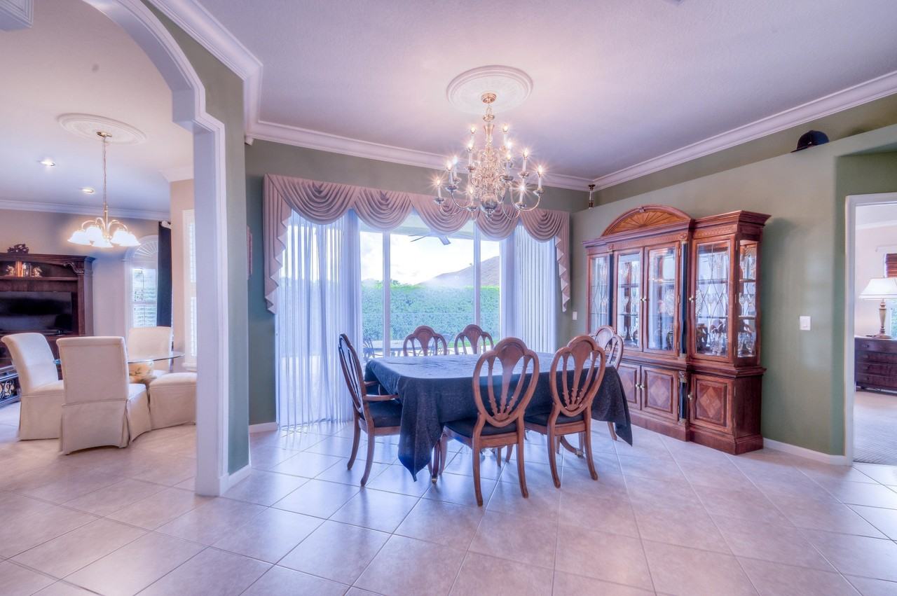 2962 Bolton Ct - Photo 3 of 14