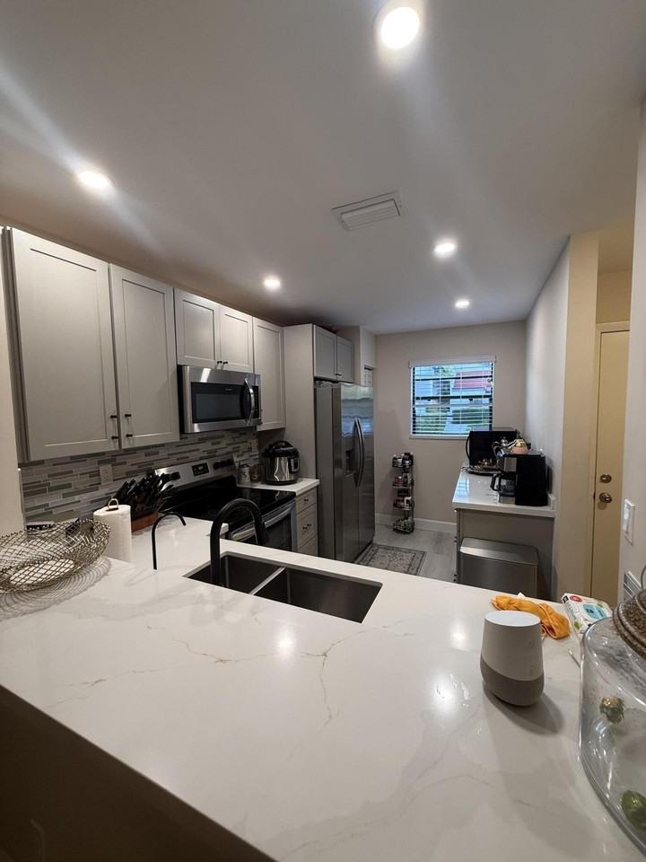 539 Nw 36th Ave #539 - Photo 7 of 19