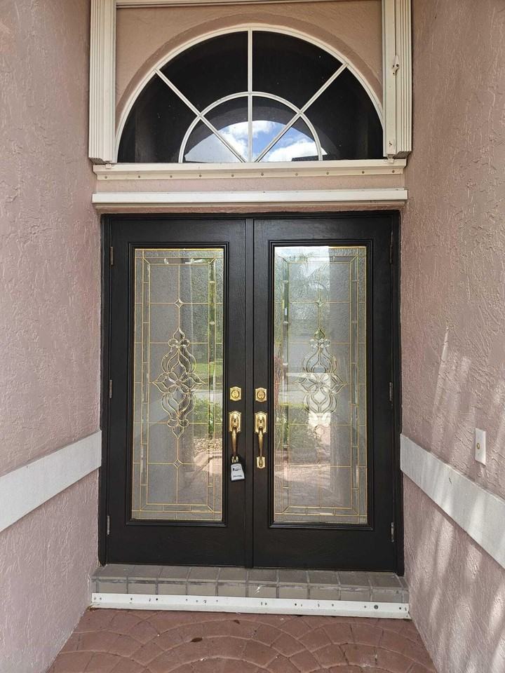 7835 Nw 78th Ave - Photo 2 of 20