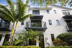 featured image of 625 Ne 22nd Dr