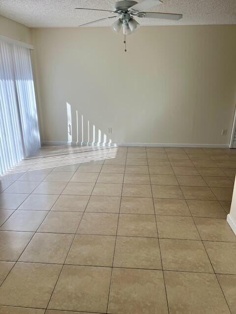 639 Executive Center Dr #O105 - Photo 5 of 12