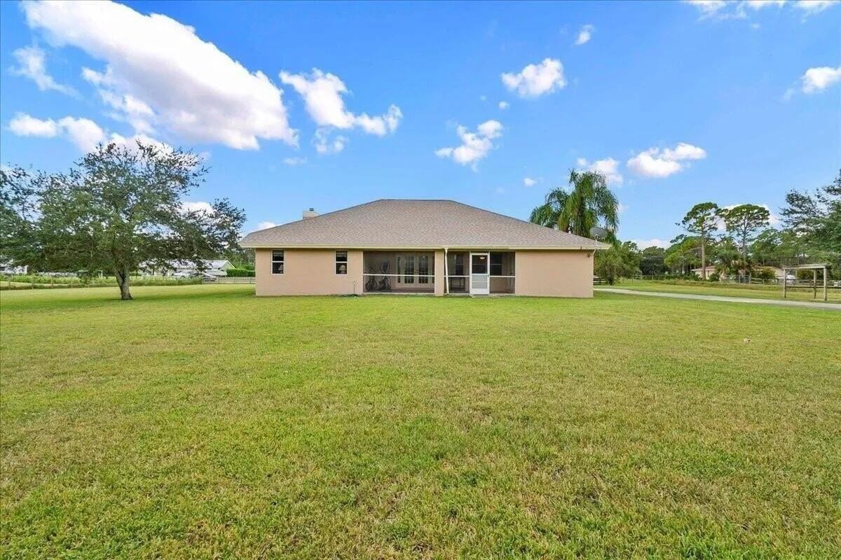 13253 75th Ln N - Photo 4 of 21