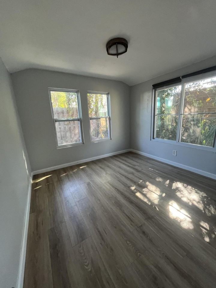 728 Talladega St - Photo 7 of 7