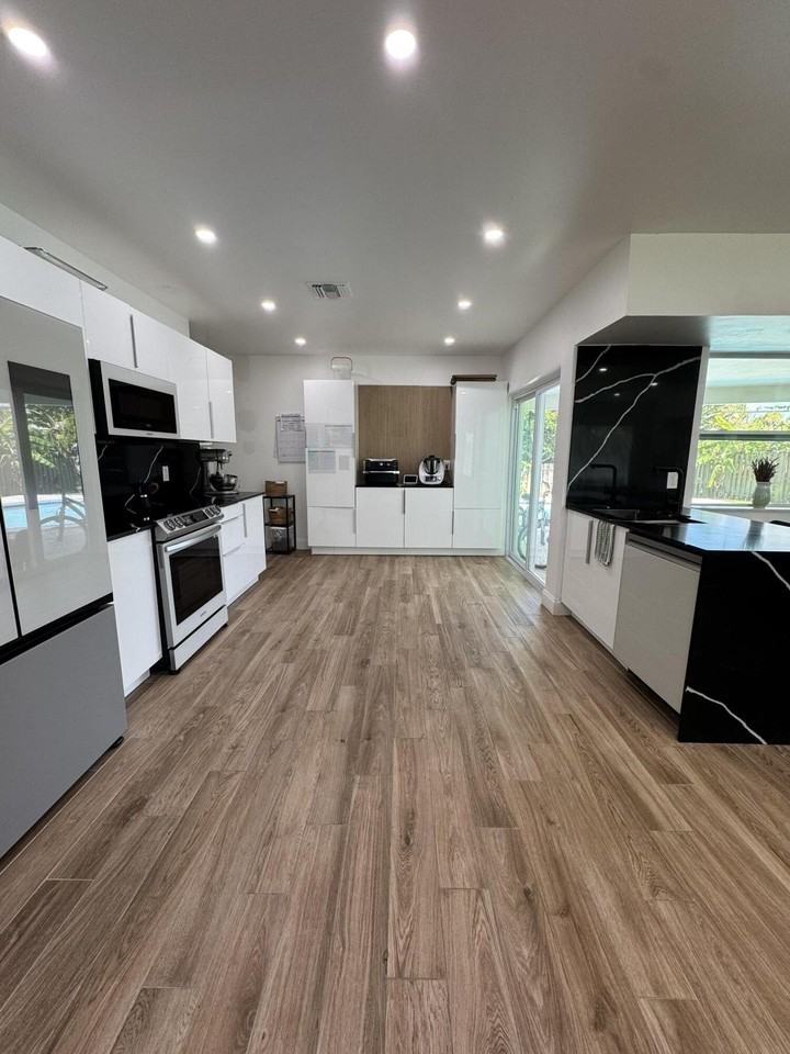 400 Sw 9th Ave - Photo 5 of 37