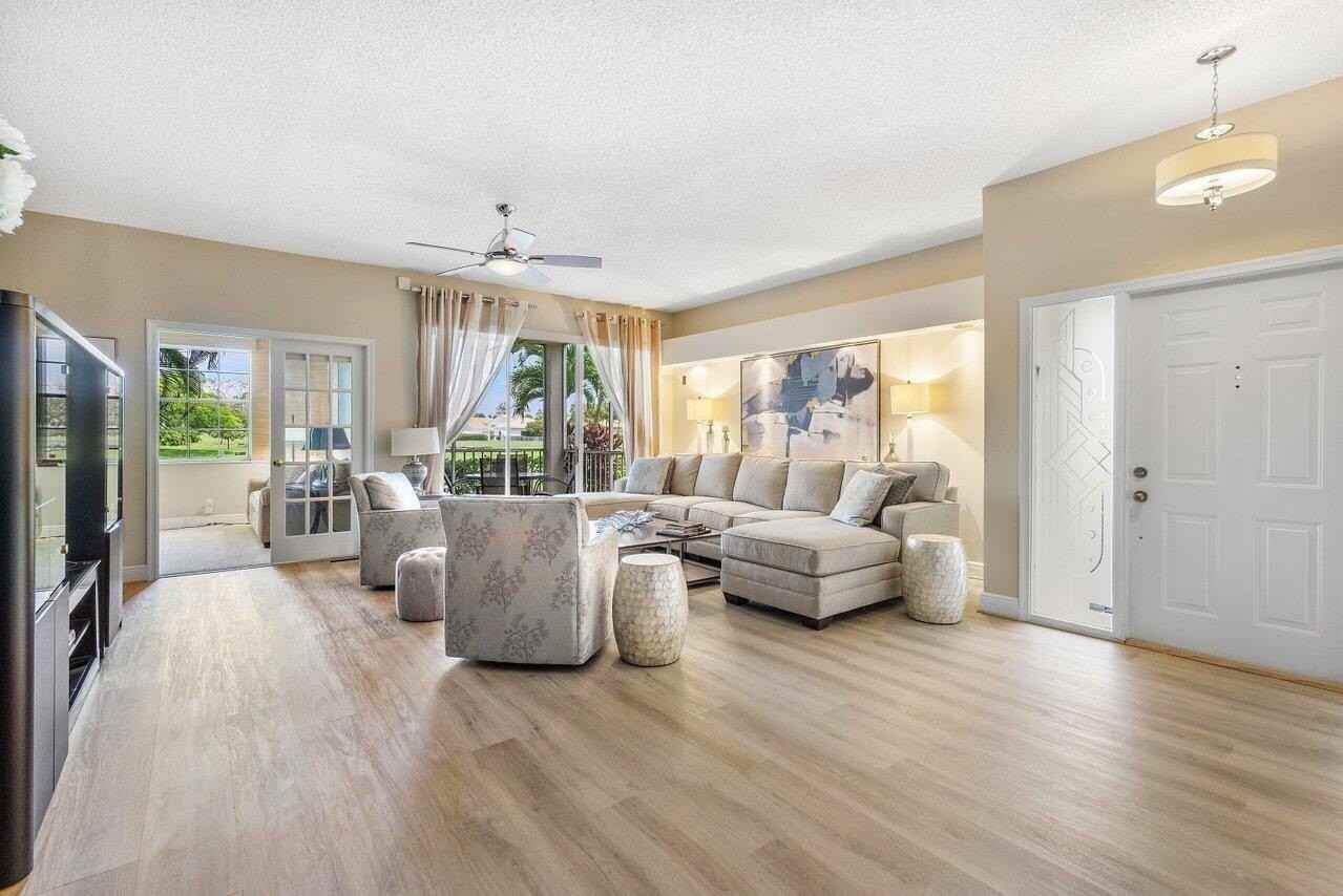 5070 Lake Catalina Dr #C - Photo 4 of 50