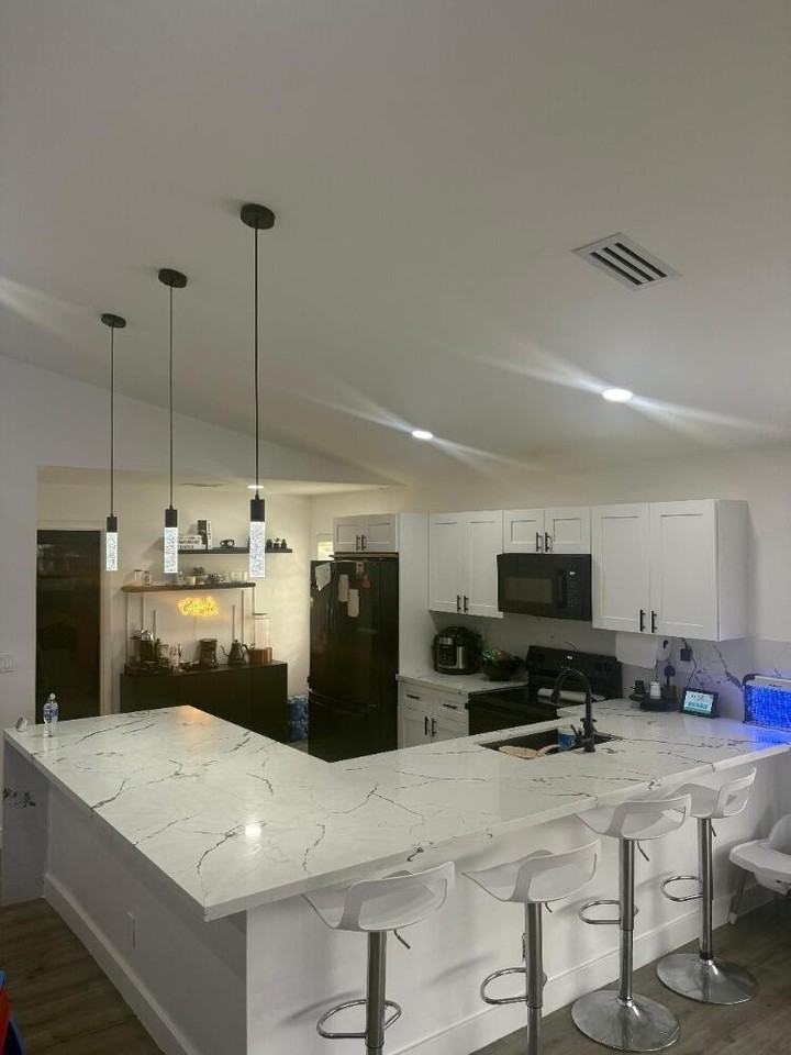 8520 Tourmaline Blvd - Photo 3 of 34