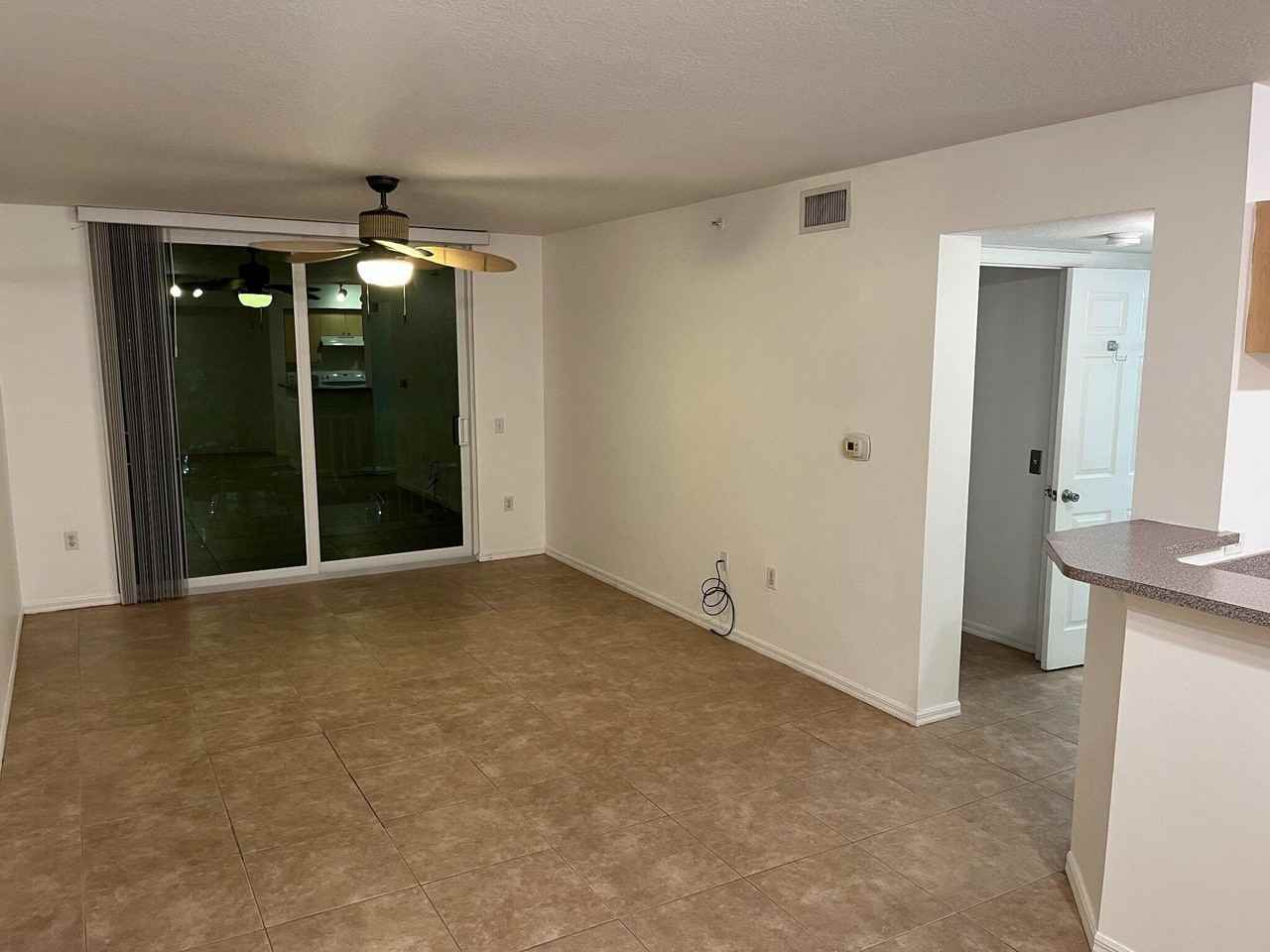 913 Villa Cir - Photo 3 of 20