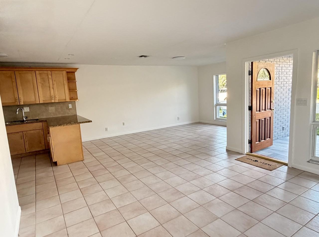 630 Ne 19th Ave - Photo 6 of 21