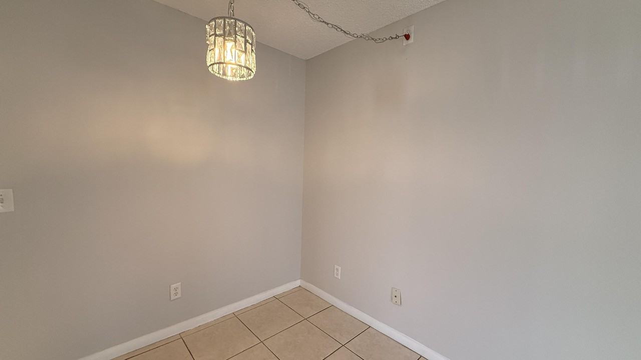 1694 Se Green Acres Cir - Photo 6 of 17