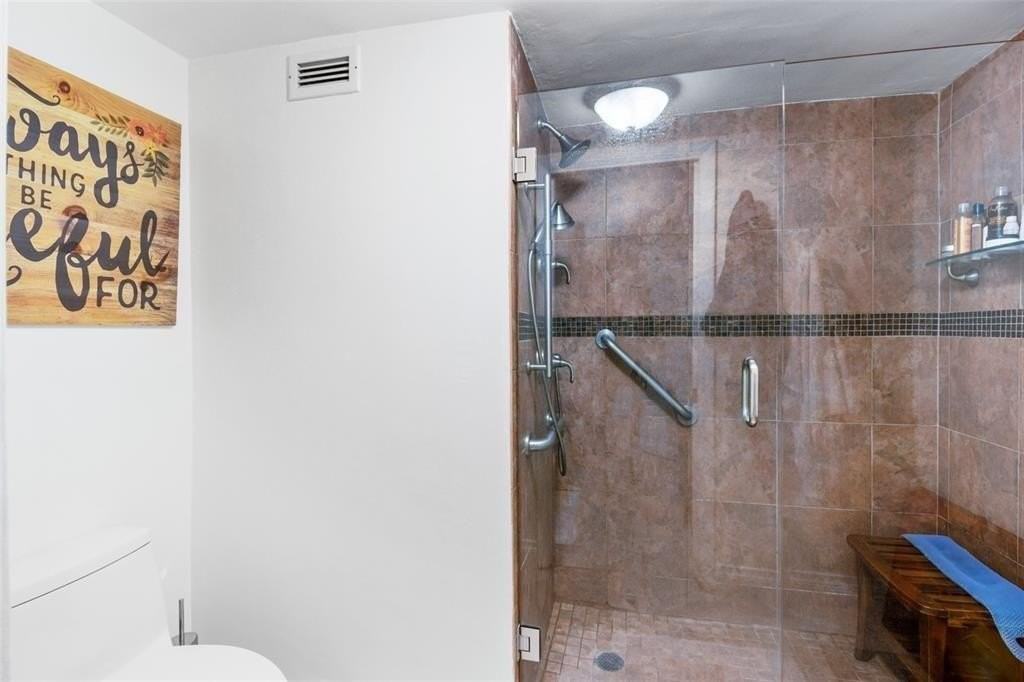 333 Sunset Dr #104 - Photo 5 of 13
