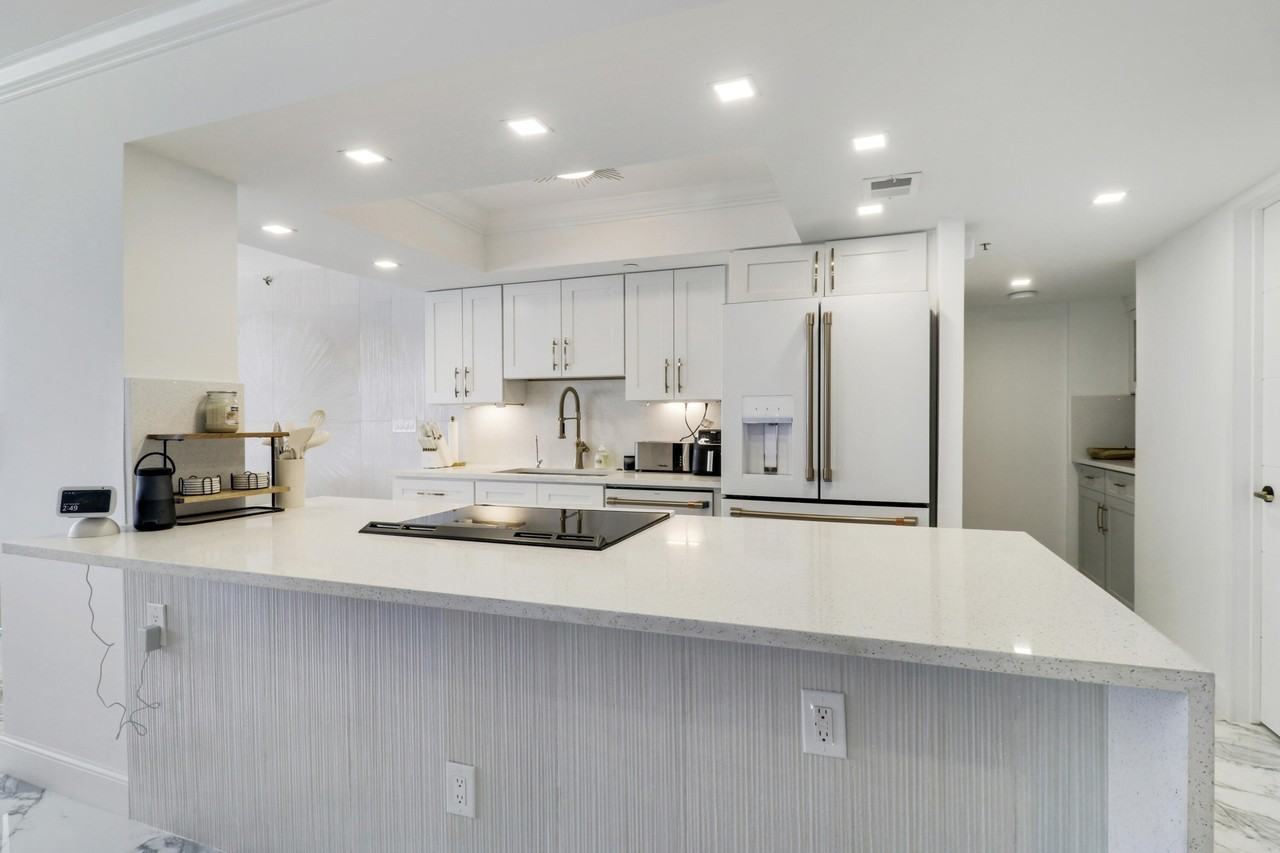 5280 N Ocean Dr #2F - Photo 5 of 35