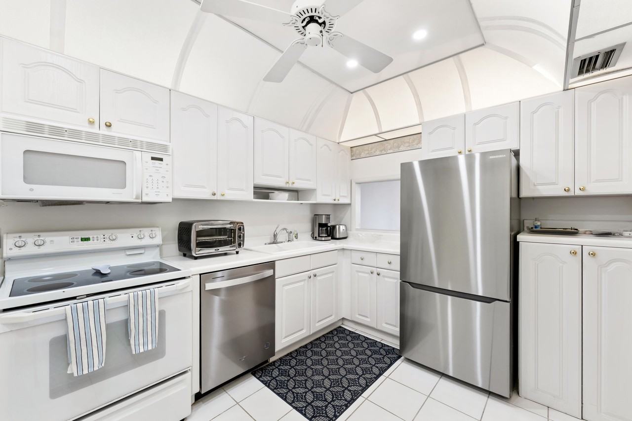 3475 S Ocean Blvd #3110 - Photo 4 of 44