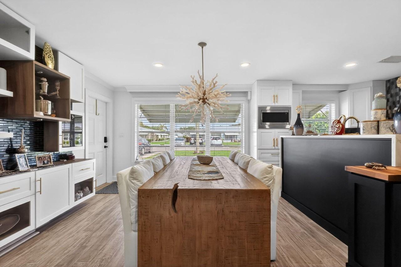 212 High Point Ter W #C - Photo 5 of 34
