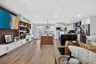 212 High Point Ter W #C - Photo 1 of 1