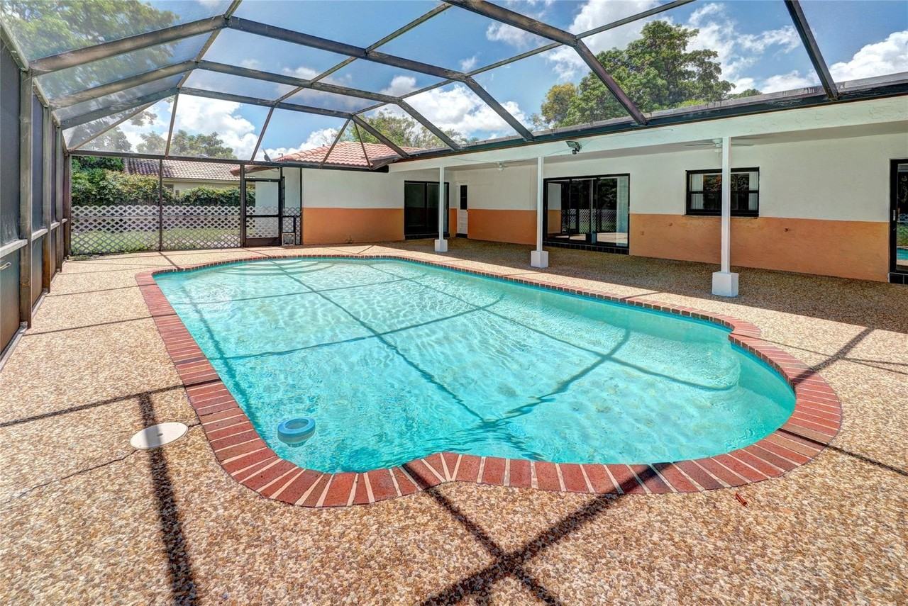 8859 Nw 3rd Ct - Photo 2 of 34