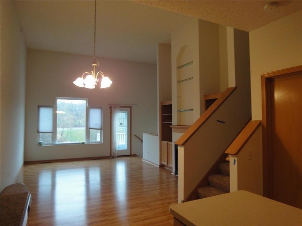 4770 Underwood Ln N #E - Photo 4 of 19