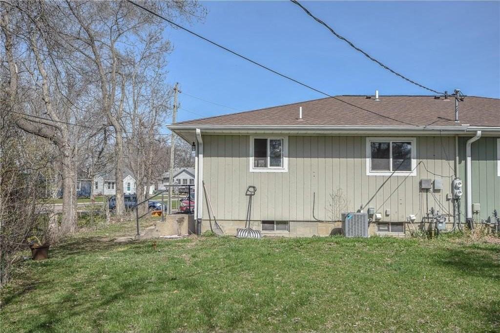 1314 10th St N - Photo 2 of 29