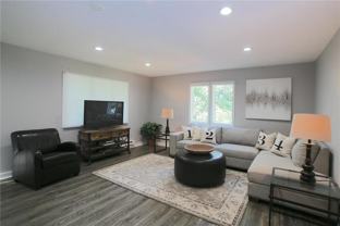 2320 Jonquil Ln N - Photo 1 of 1