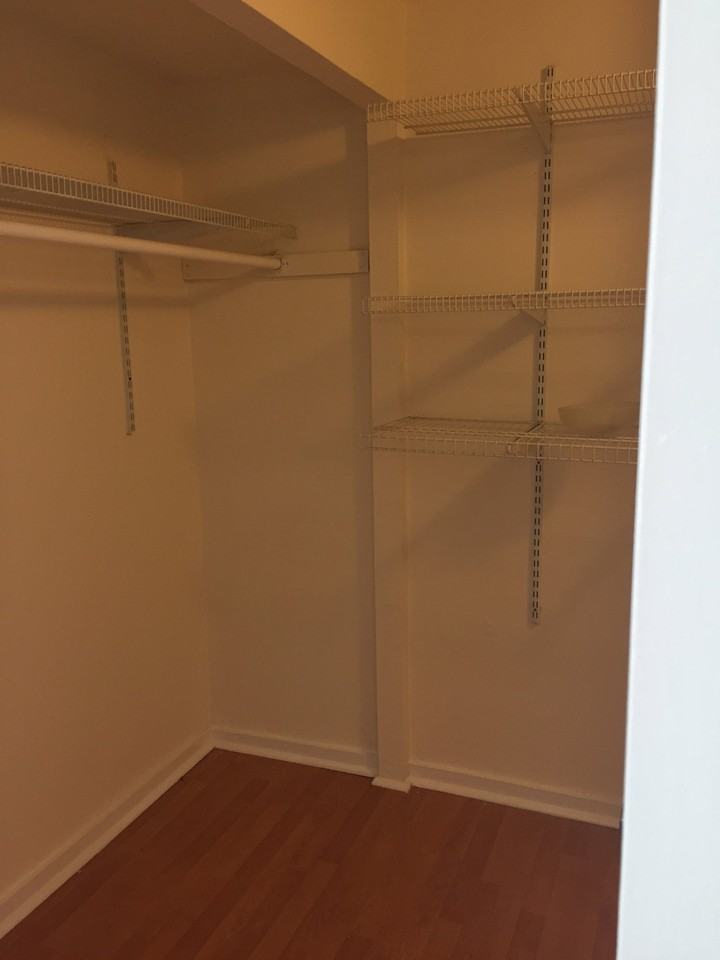 519 S 21st St #2 - Photo 3 of 6
