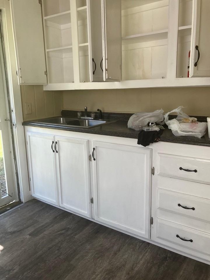 1 Dunway Dr - Photo 6 of 9