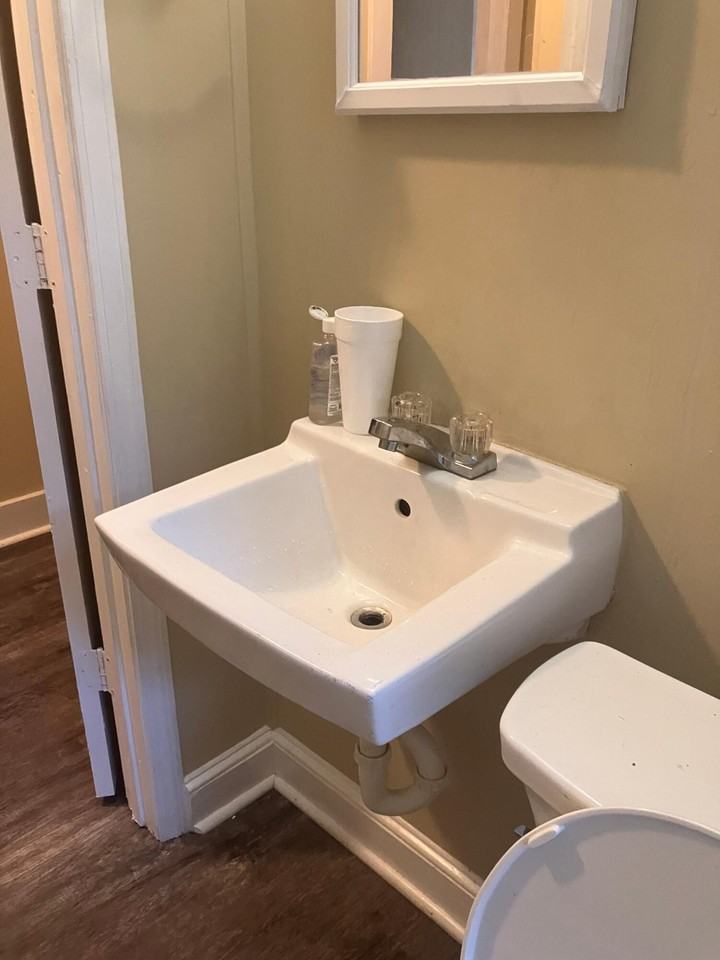 1 Dunway Dr - Photo 7 of 9