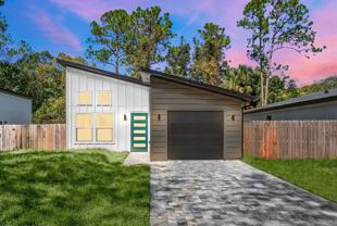 816 W 9th St - Photo 1 of 1