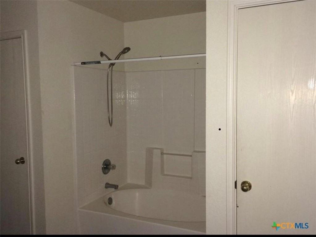 4212 Embers Dr - Photo 3 of 4