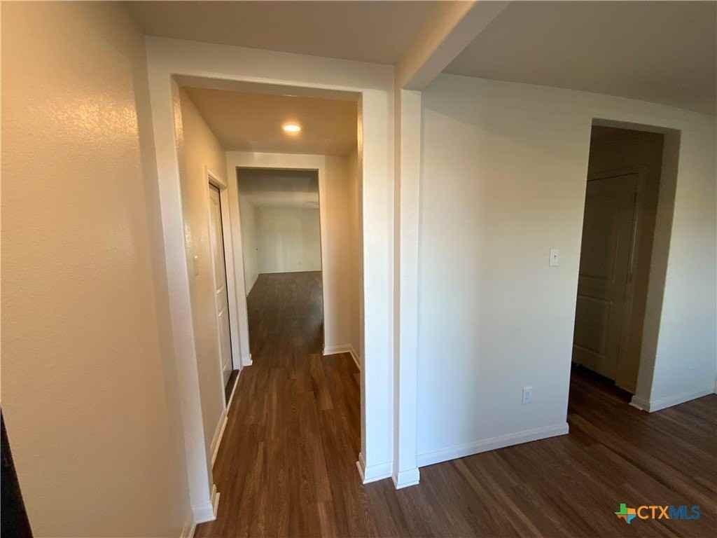 1024 Riverdale Cv - Photo 2 of 18