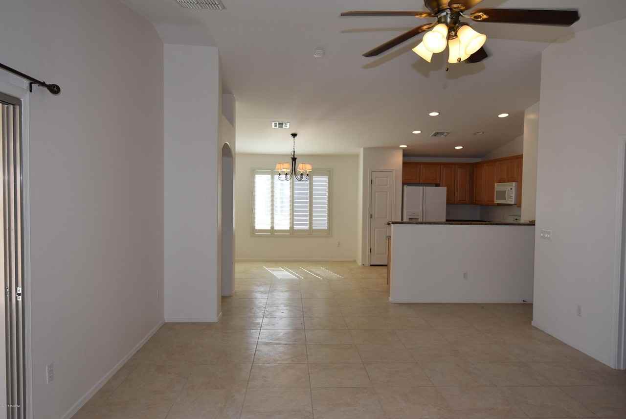 5493 W Silent Dove Way - Photo 6 of 41