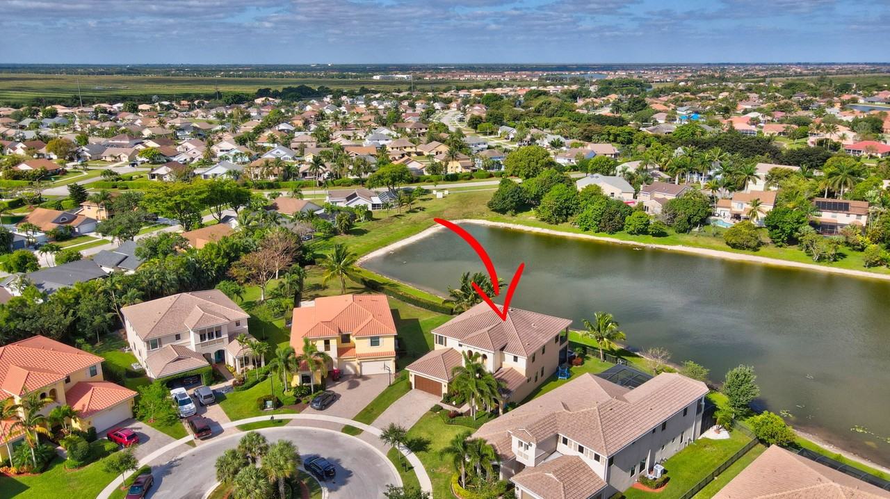 12161 Boca Reserve Ln - Photo 2 of 8
