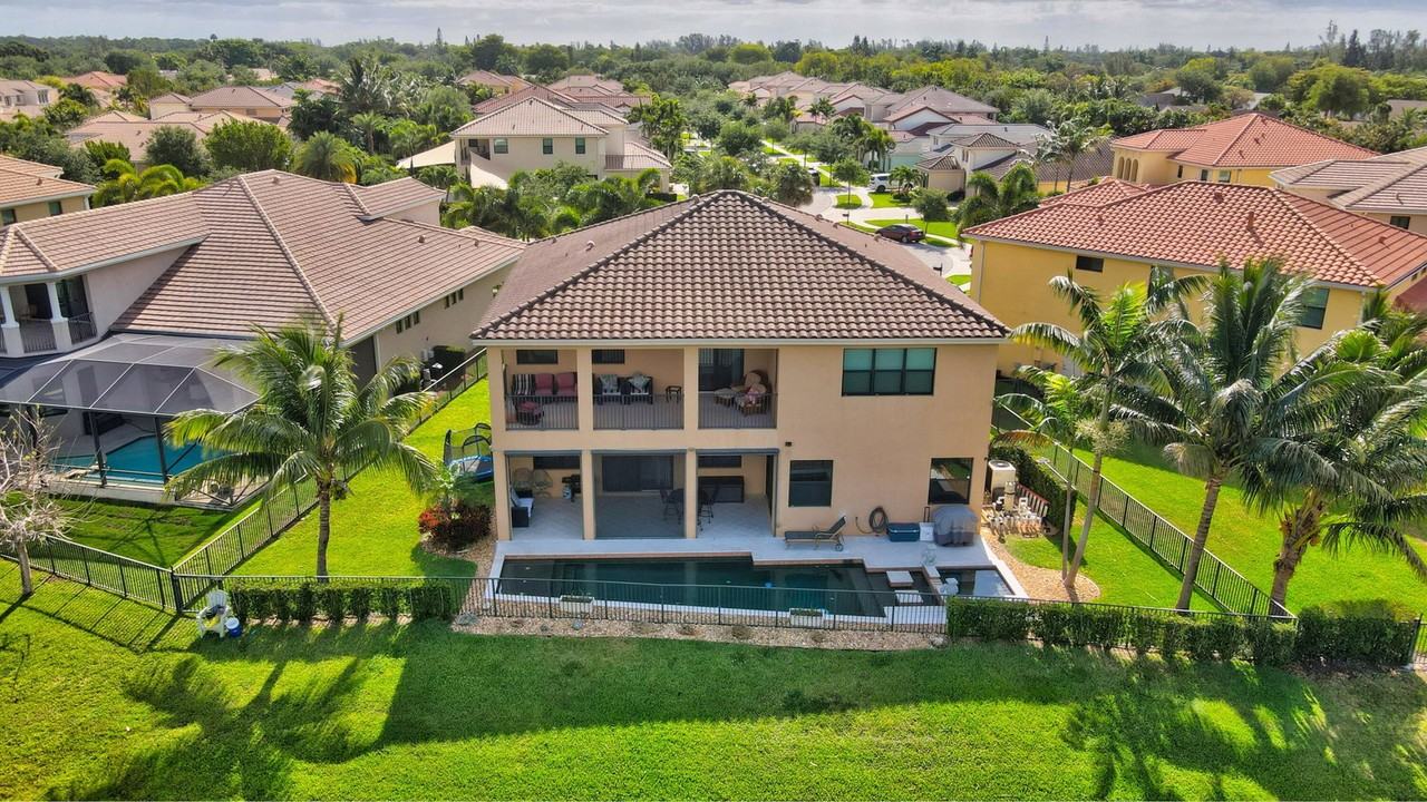 12161 Boca Reserve Ln - Photo 3 of 8