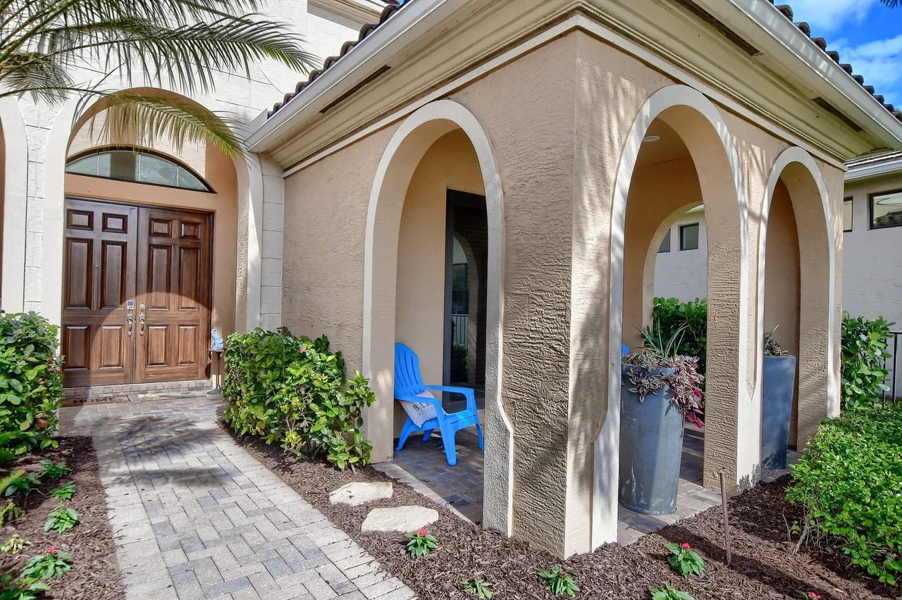 12161 Boca Reserve Ln - Photo 4 of 8