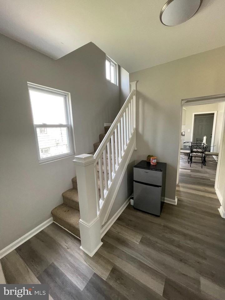 105 Williams Ave - Photo 4 of 12