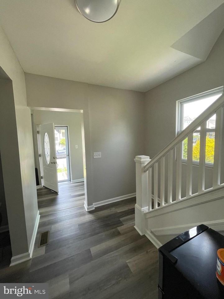 105 Williams Ave - Photo 5 of 12