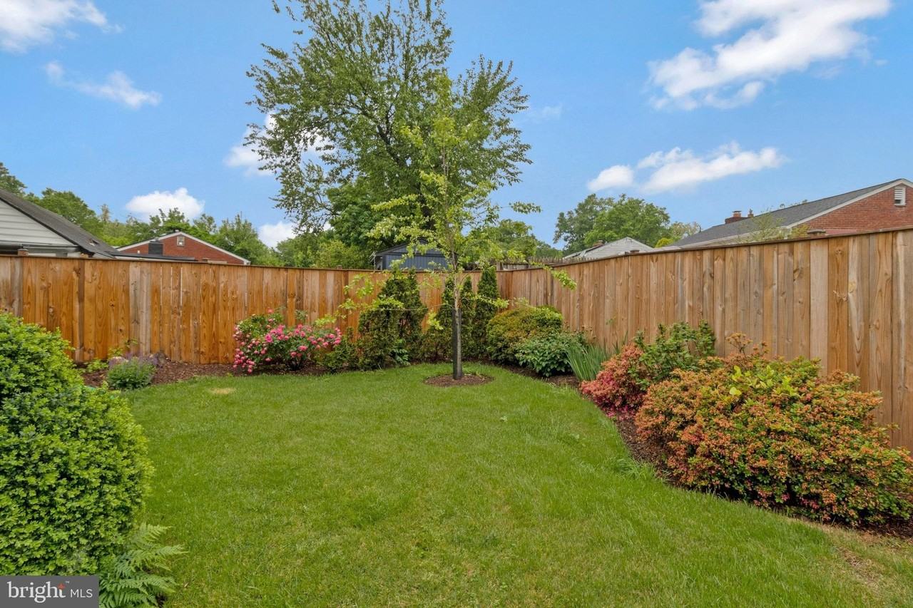 1907 Alberti Dr - Photo 2 of 19