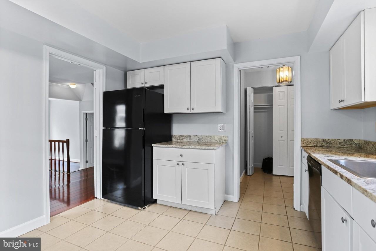 10667 Muirfield Dr - Photo 6 of 33